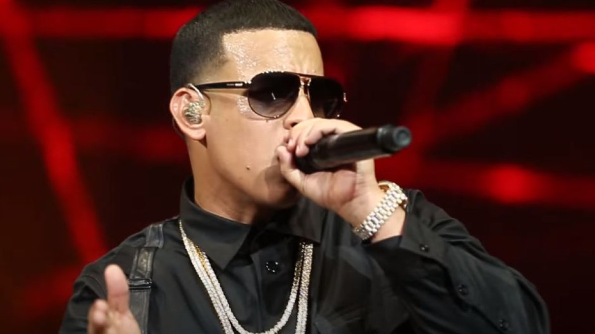 Daddy Yankee durante un concierto en México | Captura de Pantalla de YouTube del canal del cantante