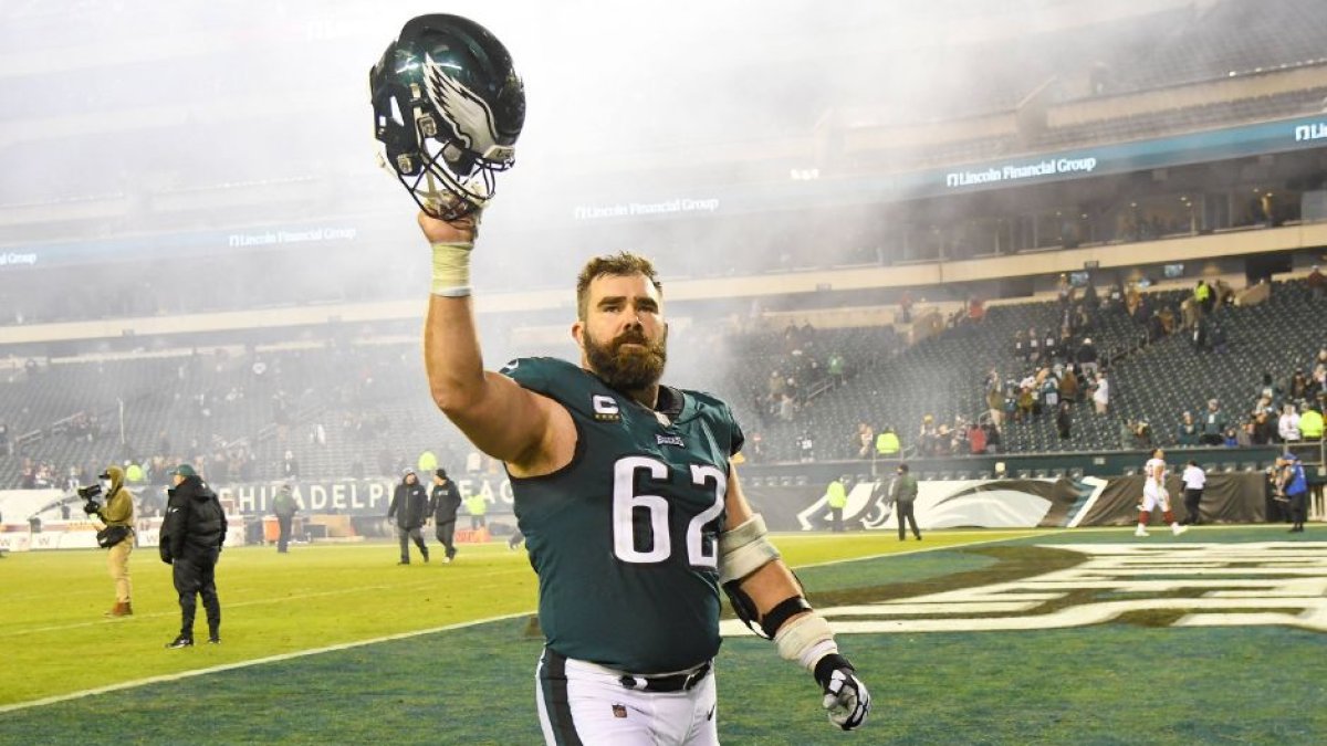 Jason Kelce announces his retirement from the NFL