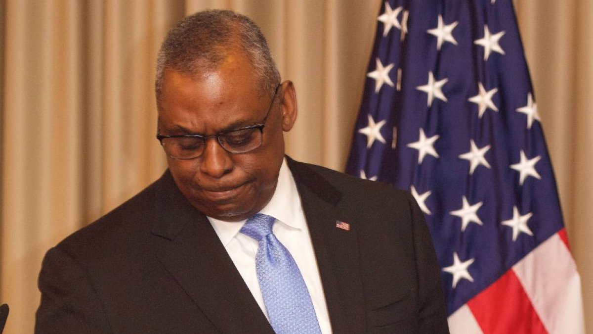 April 26, 2022, Beijing, Hebei, China: RAMSTEIN US Air Base, GERMANY on 26 April 2022; Lloyd J AUSTIN, US secretary of defense pictured gesturing during the closing press conference. ..The Ukraine Security Consultative Group met on Tuesday 26 April 2022 at the US Air Force base in Ramstein / Germany under the Chairmanship of the US Secretary of Defense to discuss military aid for besieged Ukraine while Ukrainian defense Minister took part in the meeting. .fee liable image - Photo Credit: copyright Â© ATP / Jean-Claude Ernst. (Credit Image: © Jon Gaede/ZUMA Press Wire)