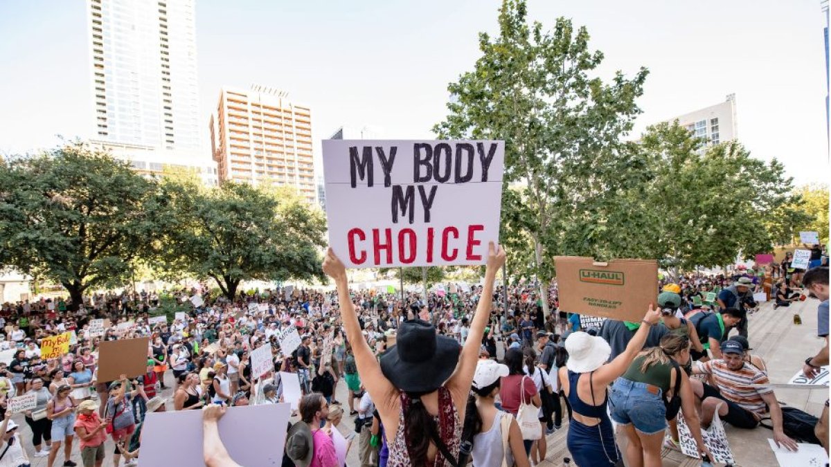Manifestación proaborto tras el fallo de la Corte Suprema que anuló Roe. (Cordon Press)