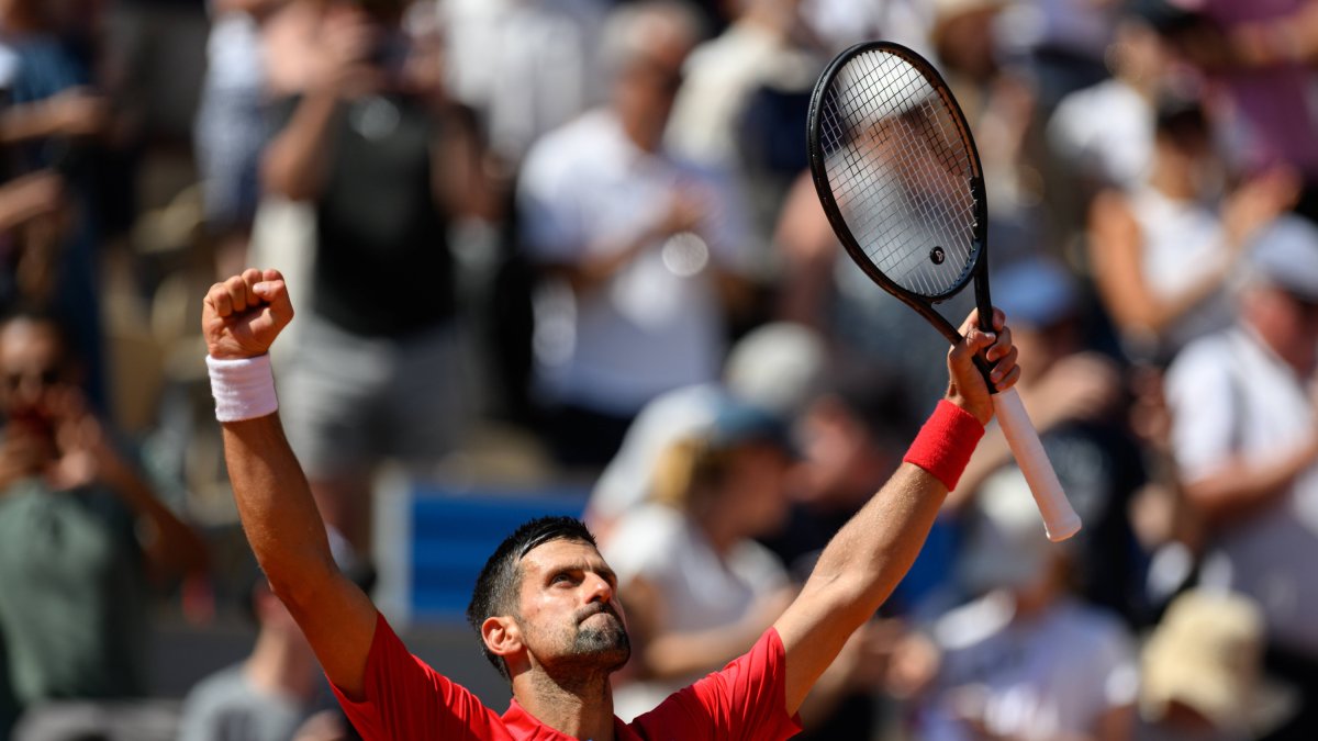 Djokovic celebra su triunfo frente a Nadal en los Juegos Olímpicos de París 2024