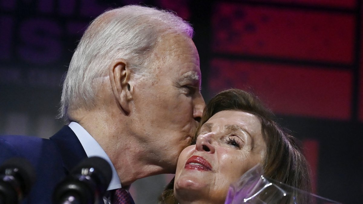 Joe Biden recently revealed he felt pressured by Democrats to drop out of the race/ Olivier Douliery.