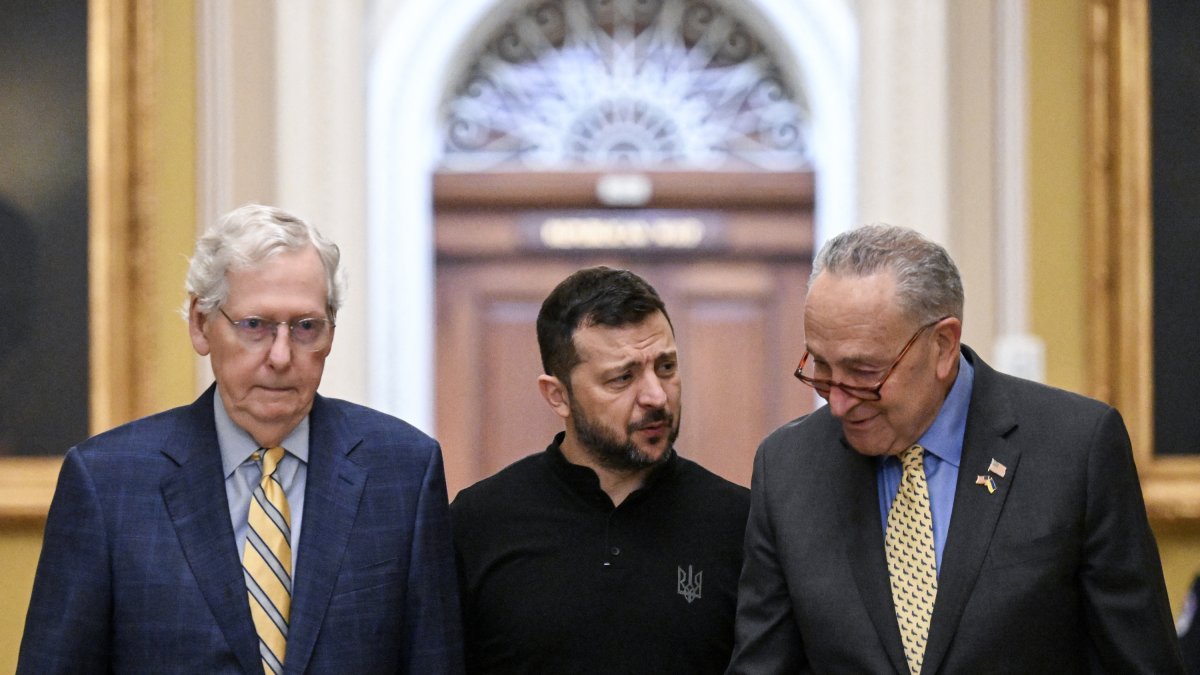 Zelensky se reunió con los líderes del Congreso mientras recibe críticas de los republicanos en Capitol Hill/ Drew Angerer