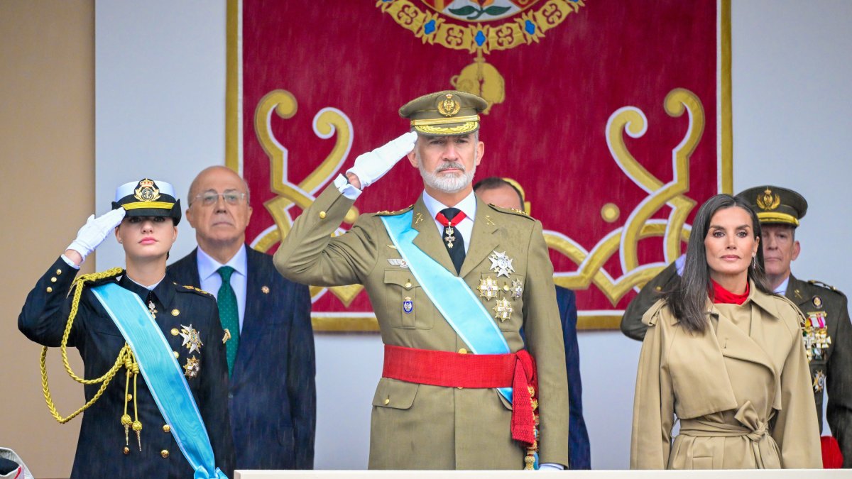 King Felipe VI, Queen Letizia and Crown Princess Leonor attend the military parade on Columbus Day.