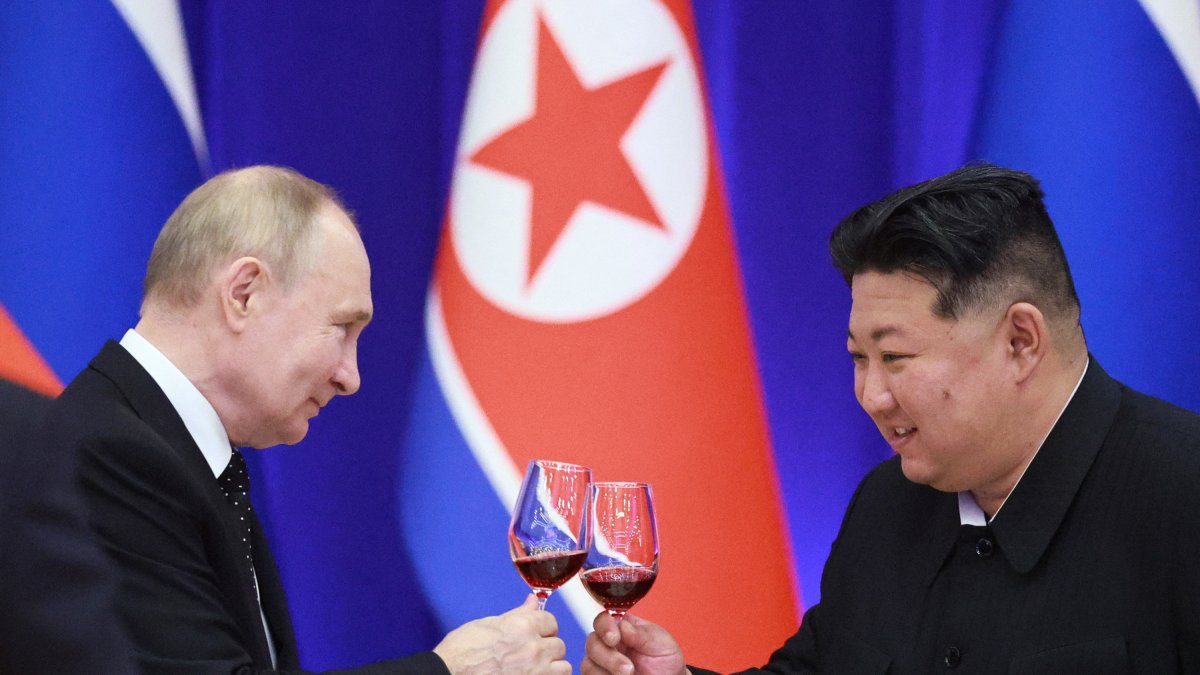 Vladímir Putin y Kim Jong Un