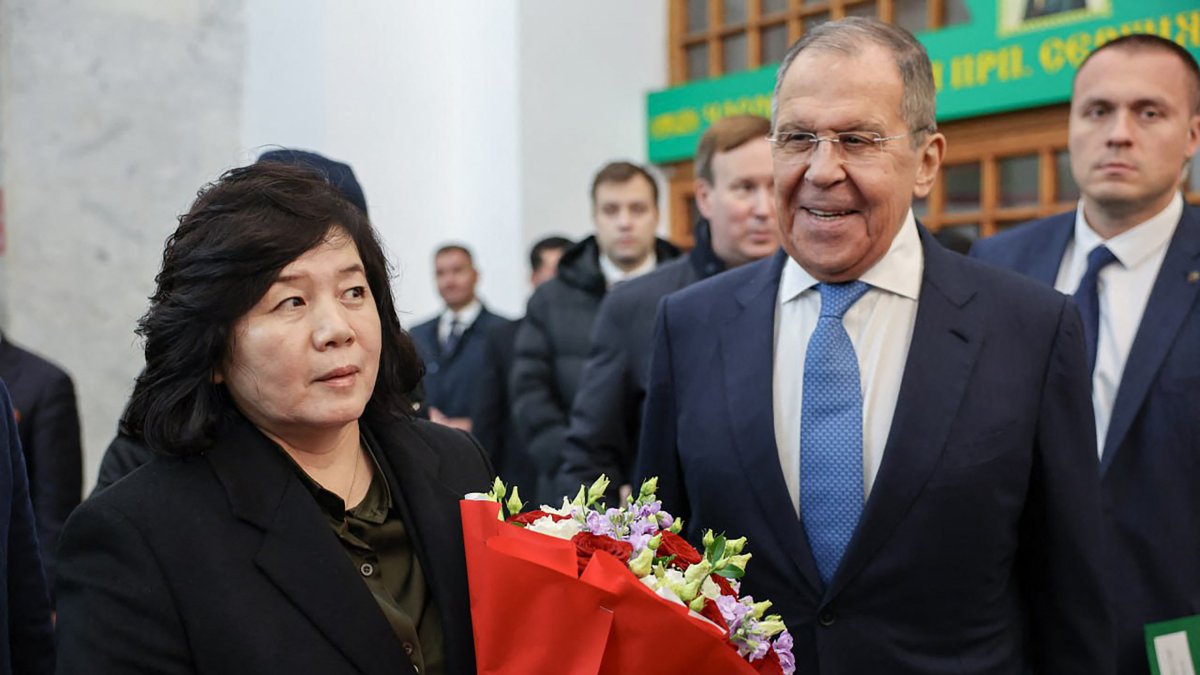 Sergei Lavrov y Choe Son Hui