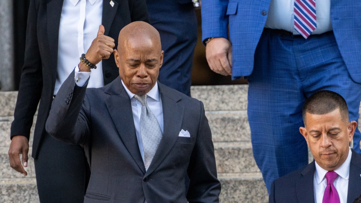 Mayor Adams faces charges of bribery, wire fraud and conspiracy /David Lee Delgado.