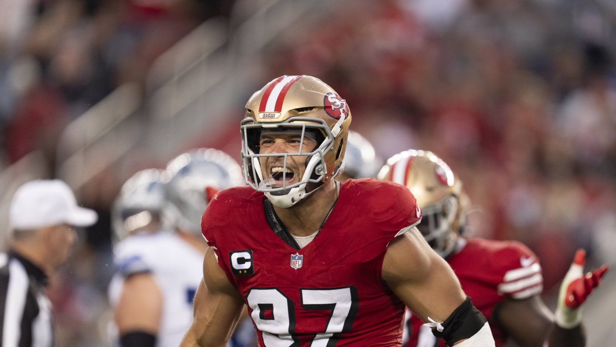 Nick Bosa, durante un juego con los San Francisco 49ers