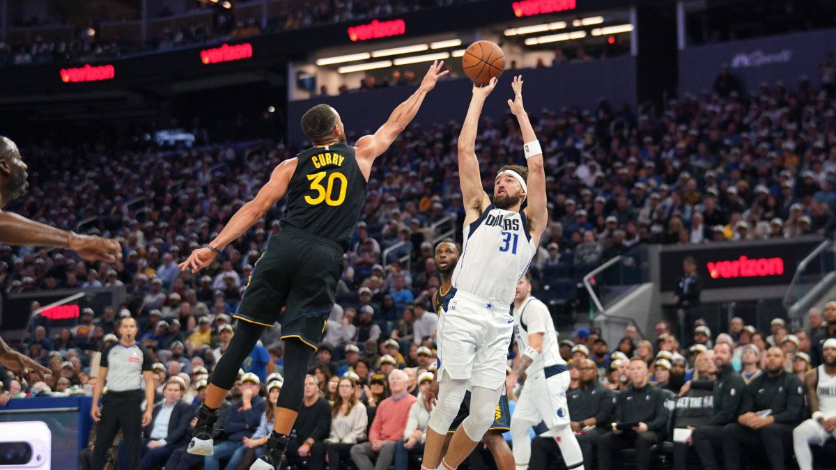 Stephen Curry and Klay Thompson