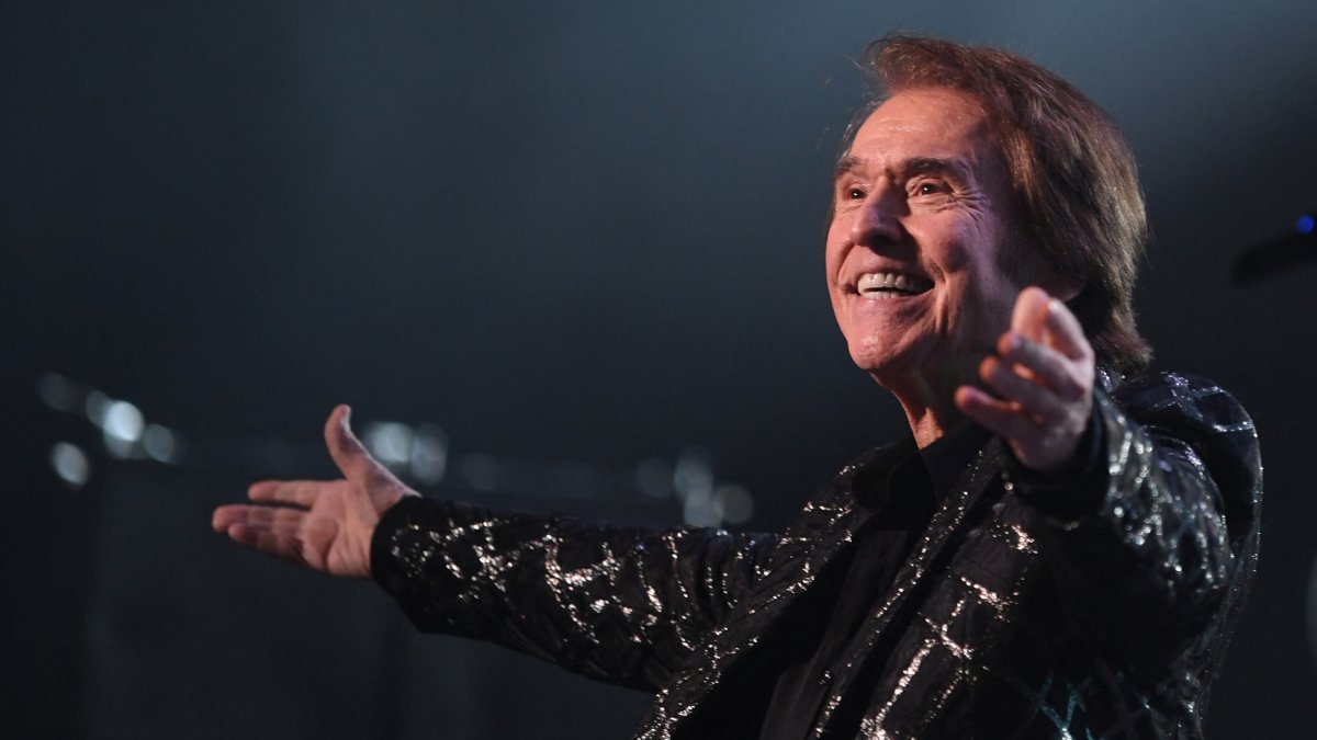 Raphael, in concert-File Image