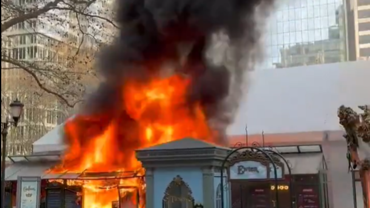 Incendio en el mercado de Bryant Park, Nueva York