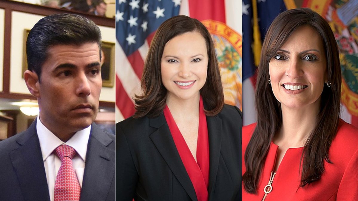 The governor said he will announce his choice in early January.