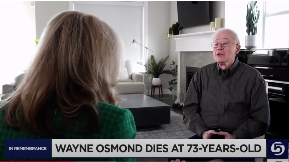 Wayne Osmond durante una entrevista