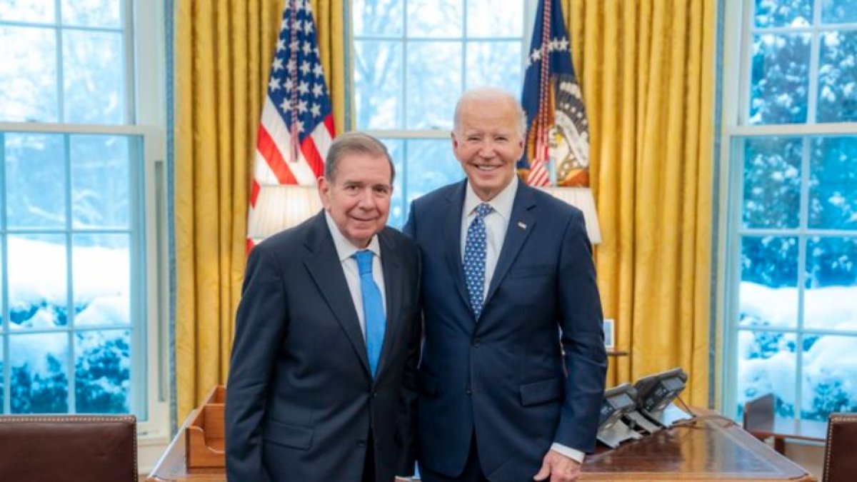 Joe Biden junto a Edmundo González Urrutia en la Casa Blanca