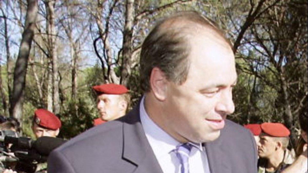 El exministro británico Ivor Caplin, el 14 de agosto de 2004