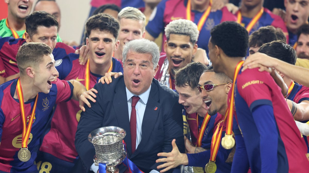 The blaugrana team won its fifteenth Spanish Super Cup/ Haitham Al-Shukairi