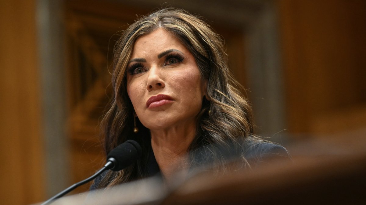 La secretaria de Seguridad Nacional, Kristi Noem (Archivo)