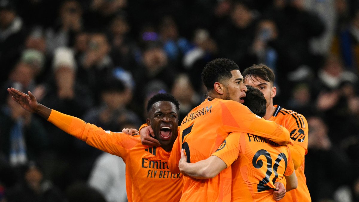 Real Madrid celebrates victory over Man City