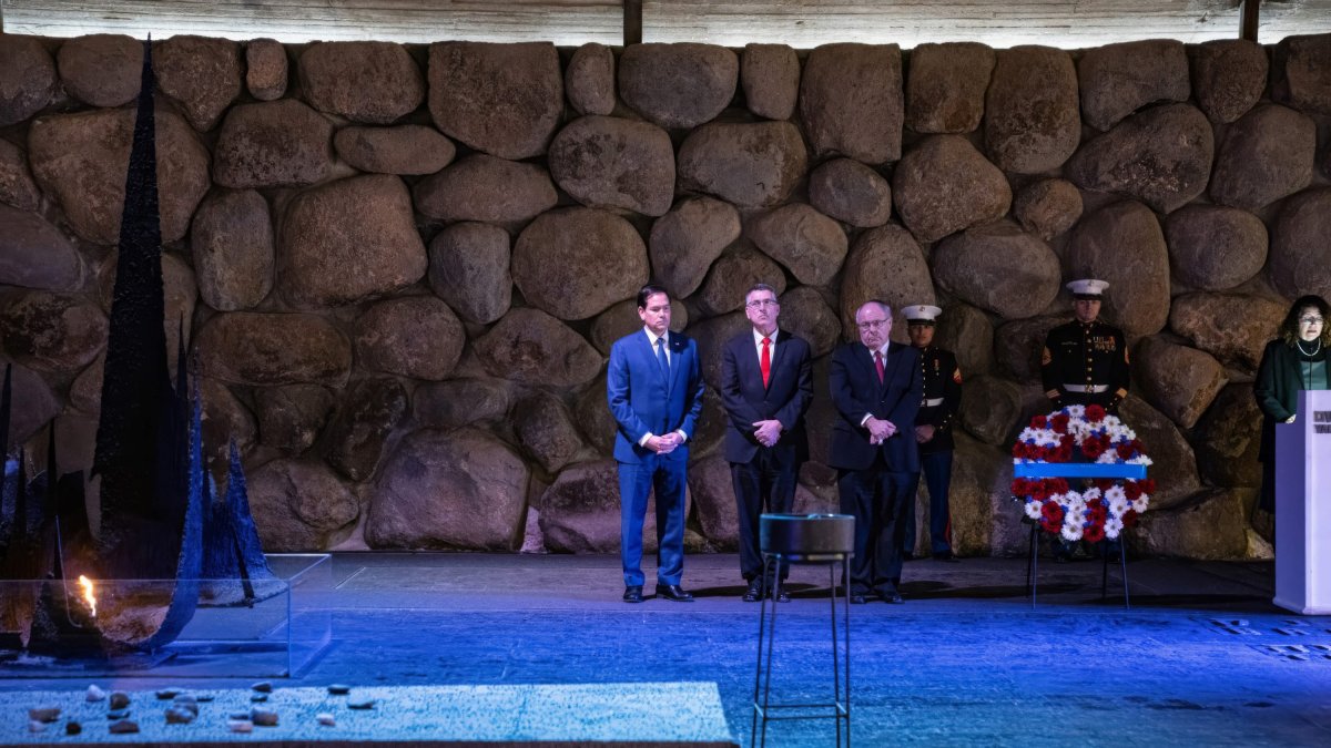 Marco Rubio, together with the Israeli Foreign Minister and the President of Yad Vashem
