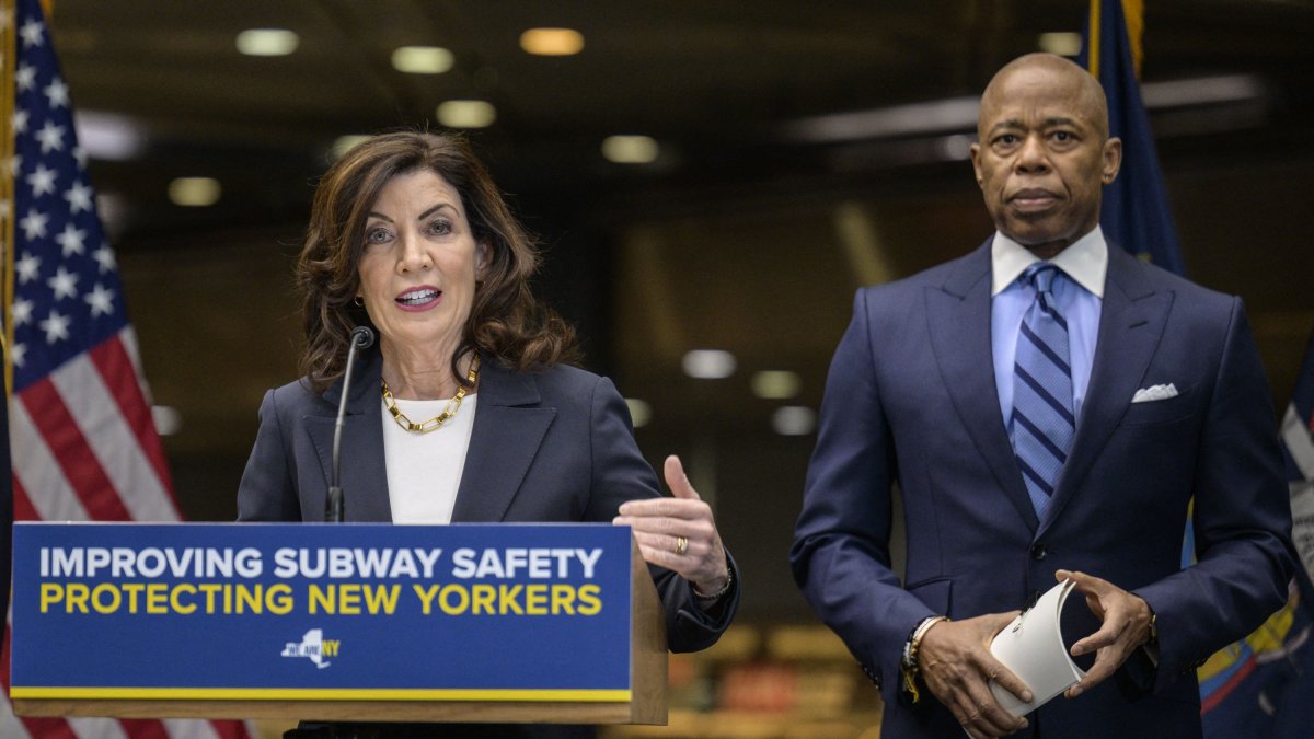 Kathy Hochul y Eric Adams en una imagen de archivo