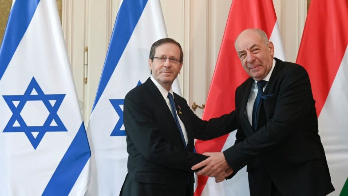 Israel's President Isaac Herzog and his Hungarian counterpart, Tamás Sulyok,