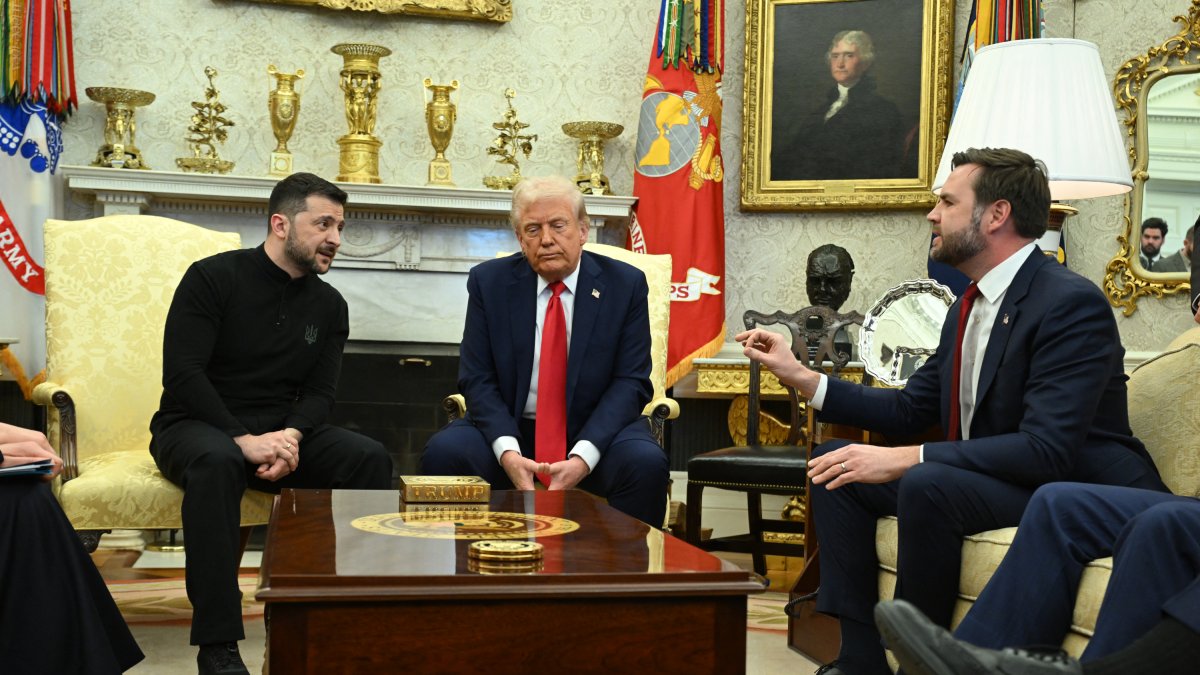 El presidente ucraniano Volodímir Zelensky durante la tensa reunión en la Casa Blanca con Donald Trump y J.D. Vance.