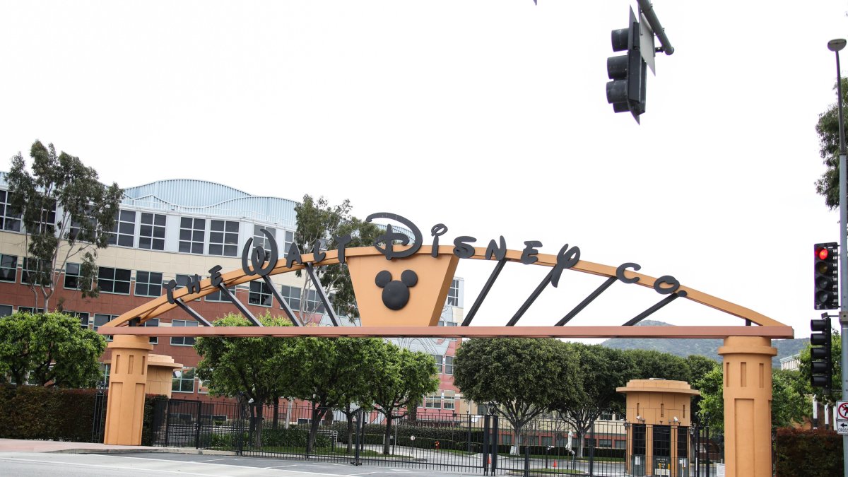 Imagen de archivo de la fachada de Disney en California