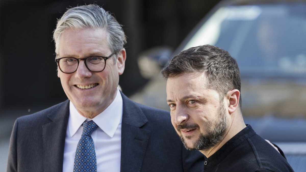 Keir Starmer y Volodímir Zelenski, en una reunión en París