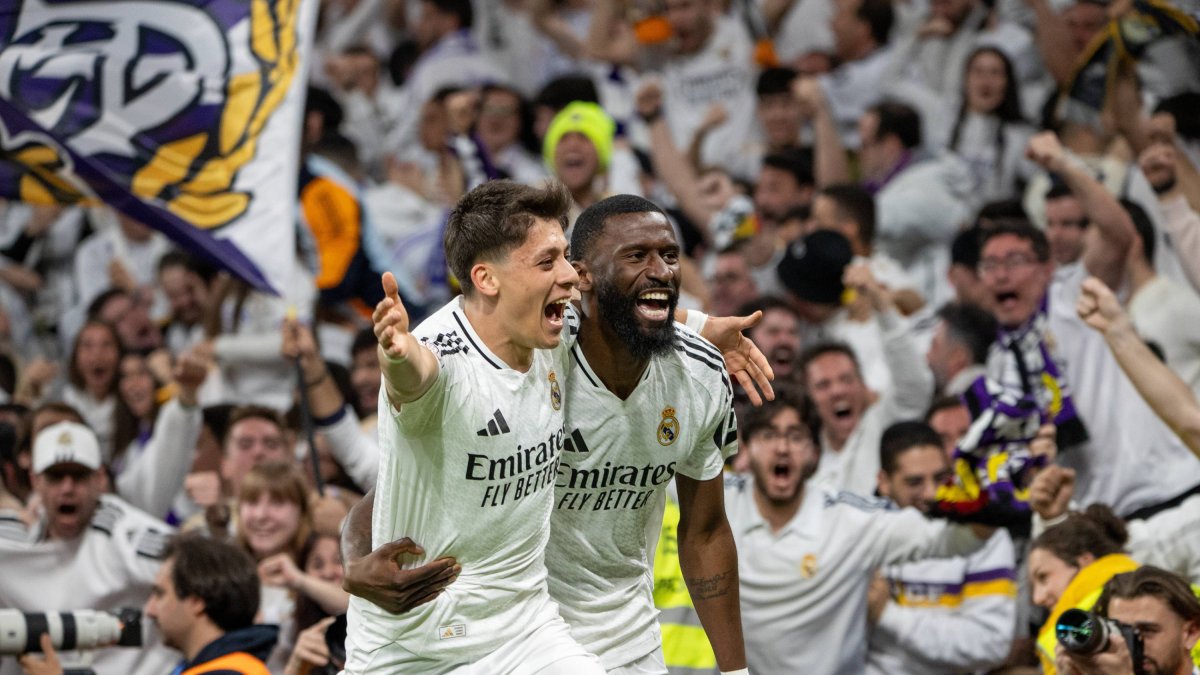 Güler y Rudiger celebran el cuarto gol