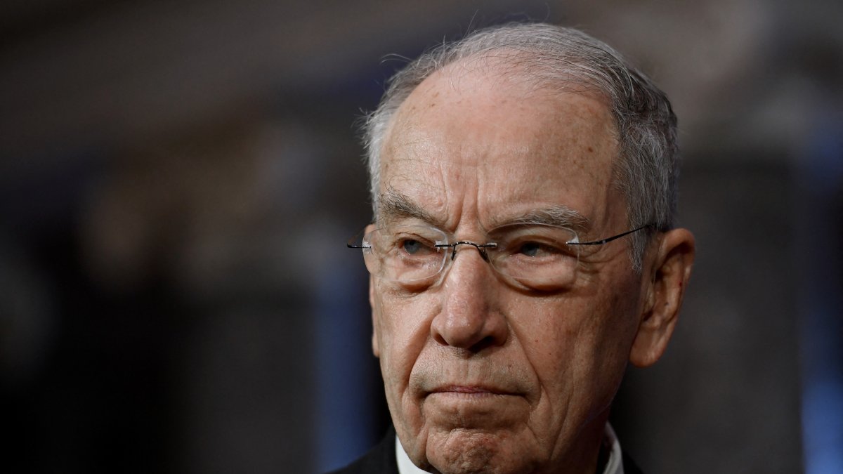 El senador Grassley es uno de los autores del proyecto/ Olivier Douliery