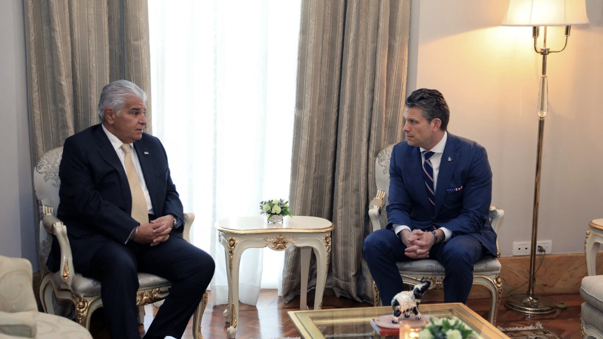 José Raúl Mulino and Pete Hegseth