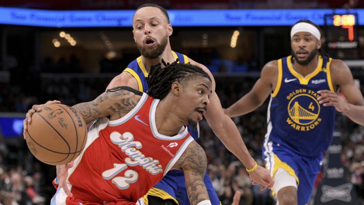 Stephen Curry and Ja Morant