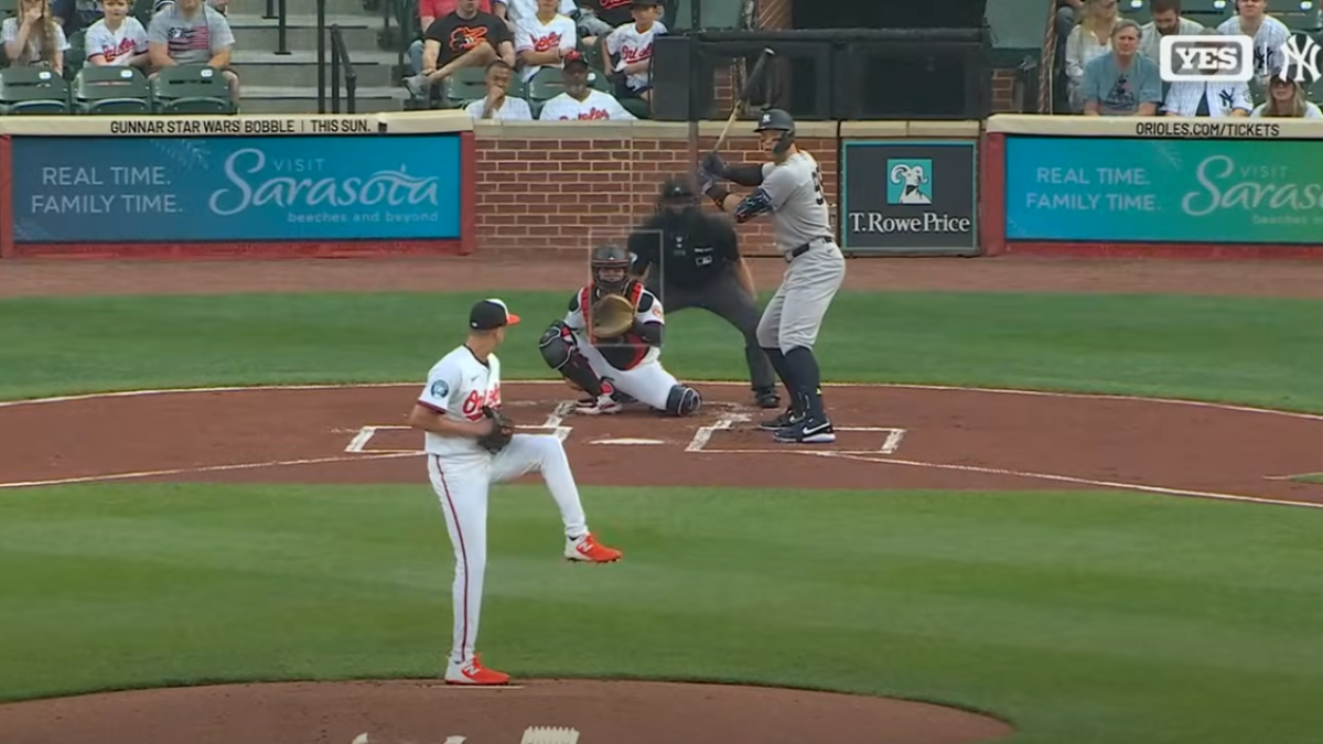 Aaron Judge hits a home run.