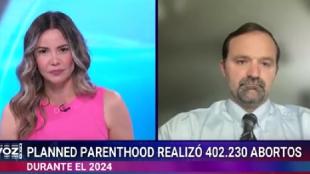 Karina Yapor y Gualberto García-Jones en Voz News