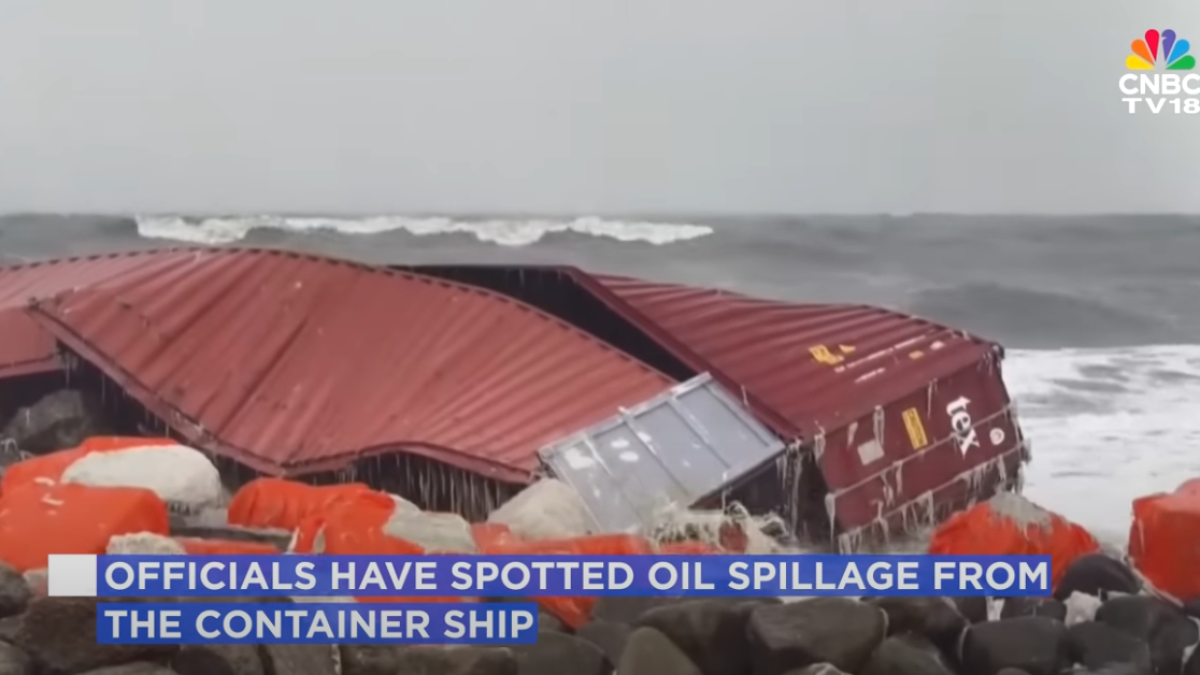 Vessel in Kerala - Screenshot YouTube