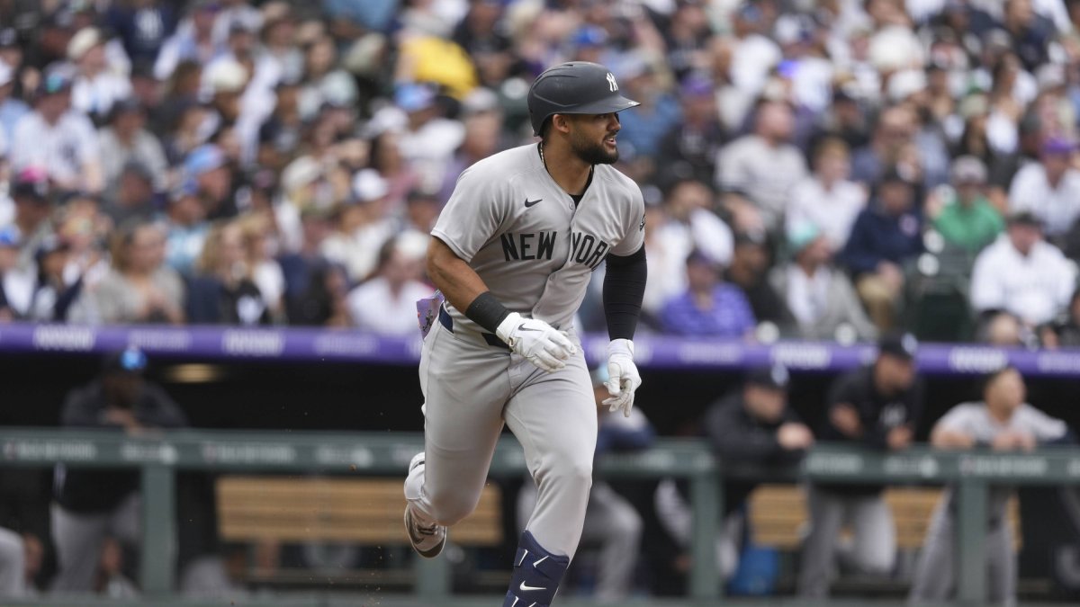 Jason Domínguez anota una carrera 