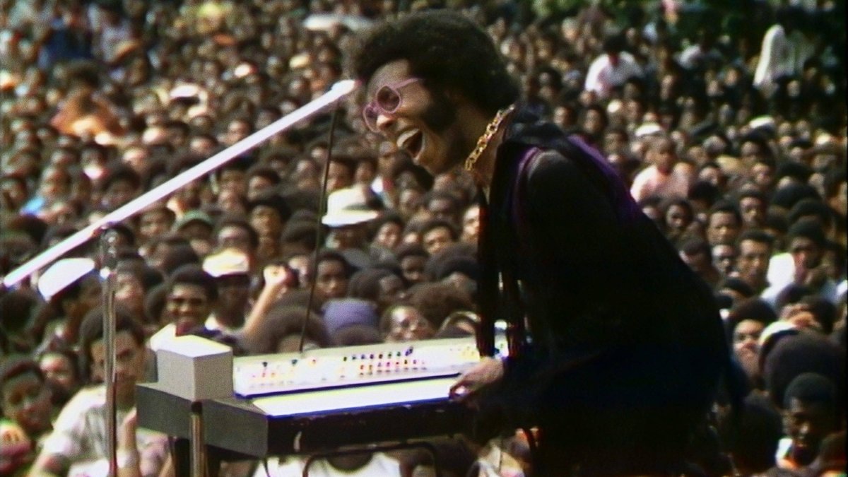 Sly Stone actuando en el Festival Cultural de Harlem en 1969