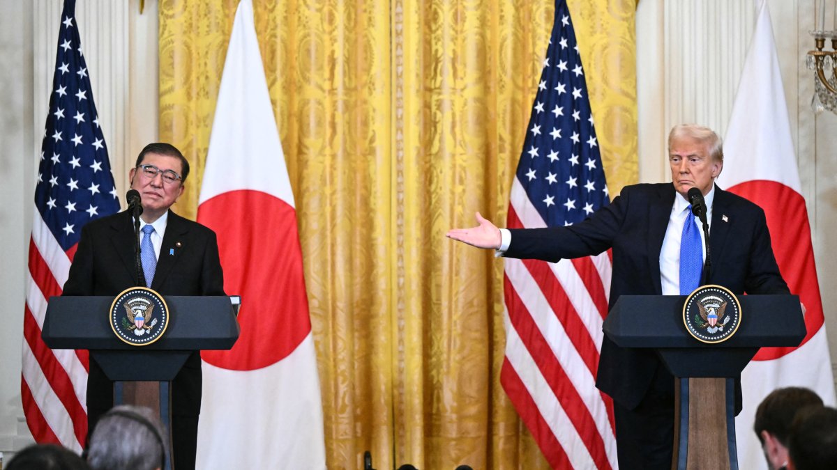 El presidente estadounidense, Donald Trump, y el primer ministro japonés, Shigeru Ishiba