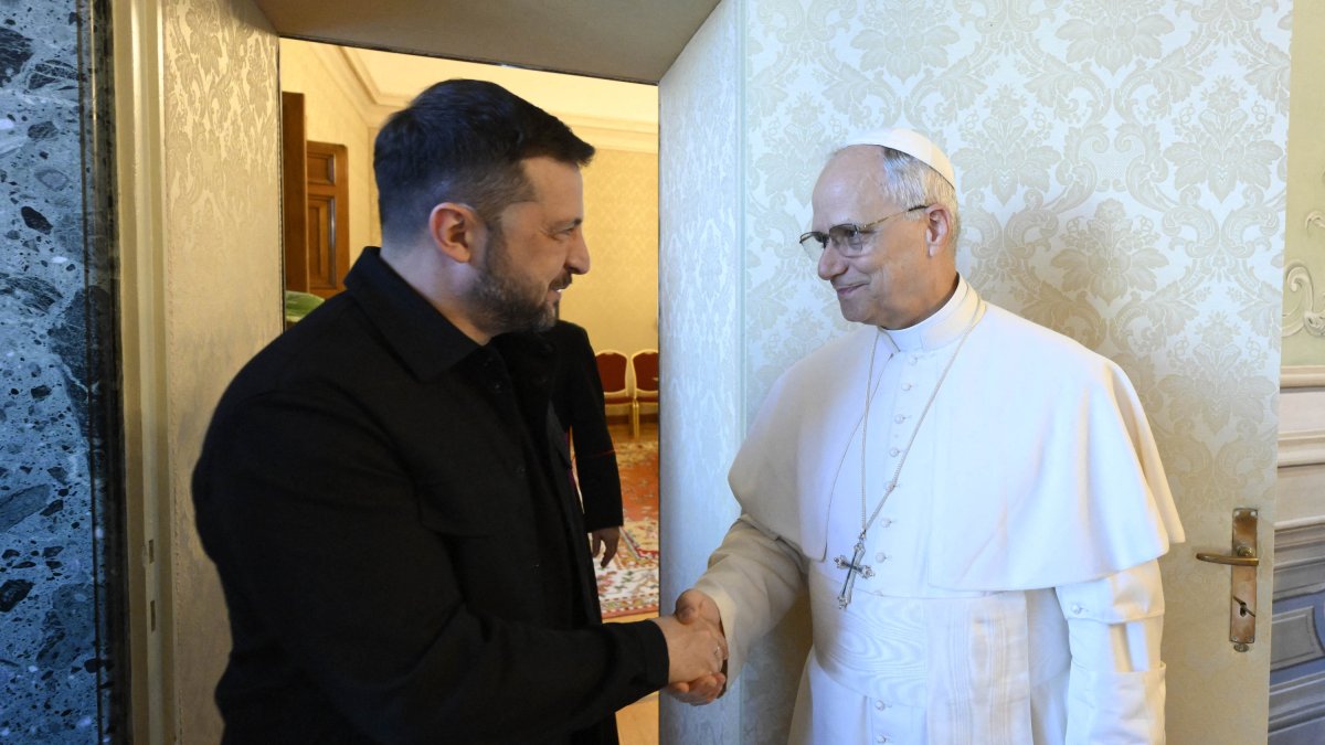 Volodymyr Zelensky and Pope Leo XIV at Castel Gandolfo.