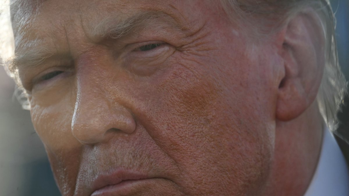 Fotografía en primer plano del presidente Donald Trump