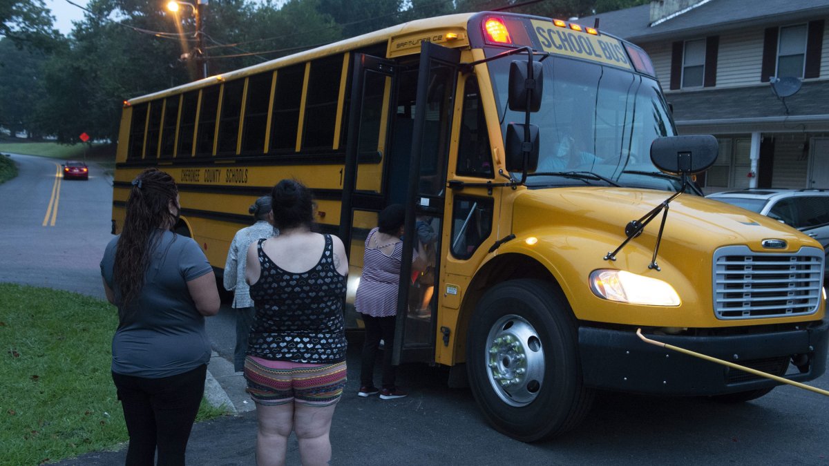 Imagen de archivo de un bus escolar en Georgia