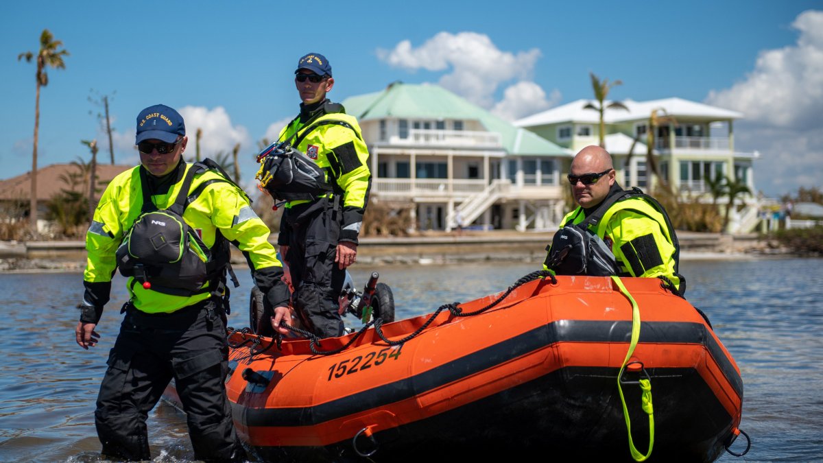 Members of the U.S. Coast Guard (Archive)
