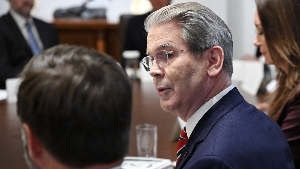 Bessent at the White House/ Mandel Ngan