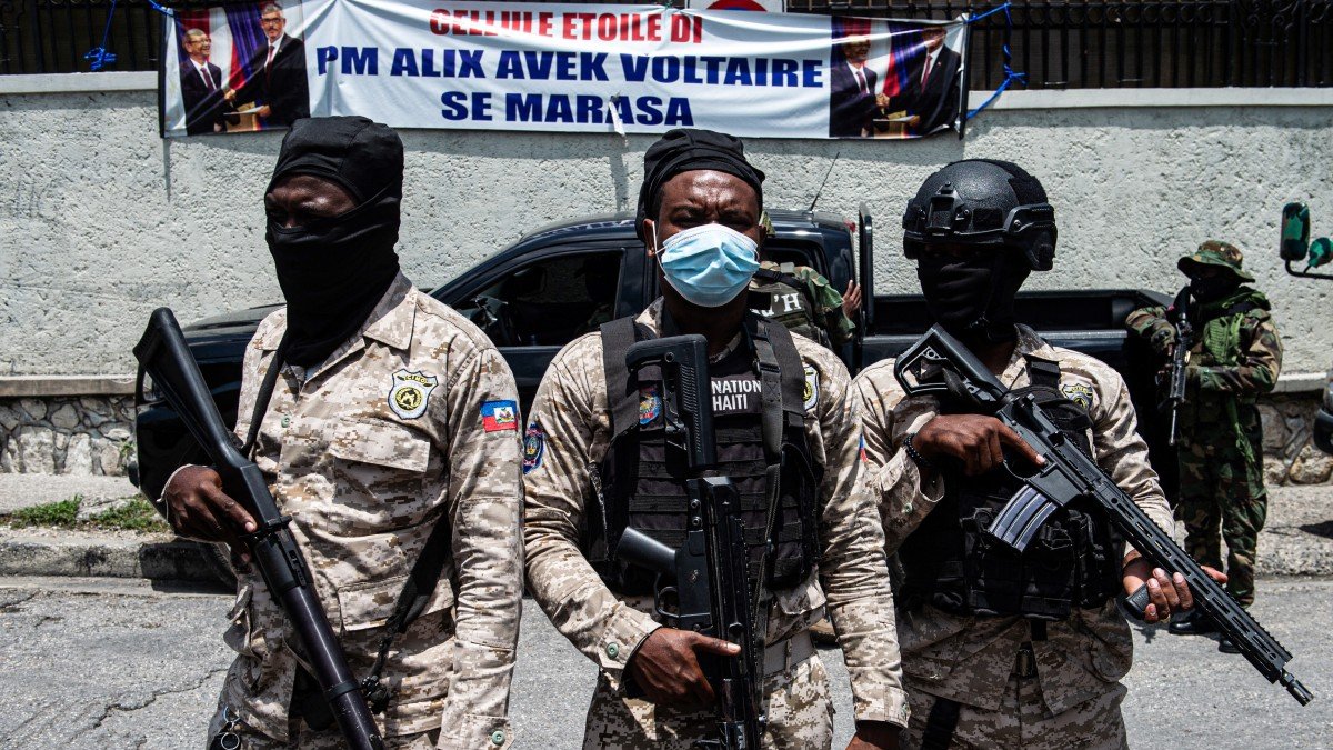Agentes de policía haitianos en una imagen de archivo del 6 de agosto