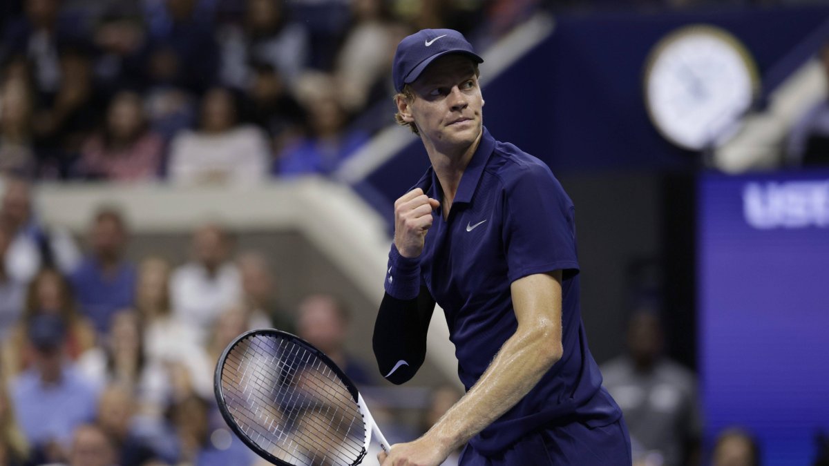 Sinner celebrates his victory over Bublik at the US Open 2025