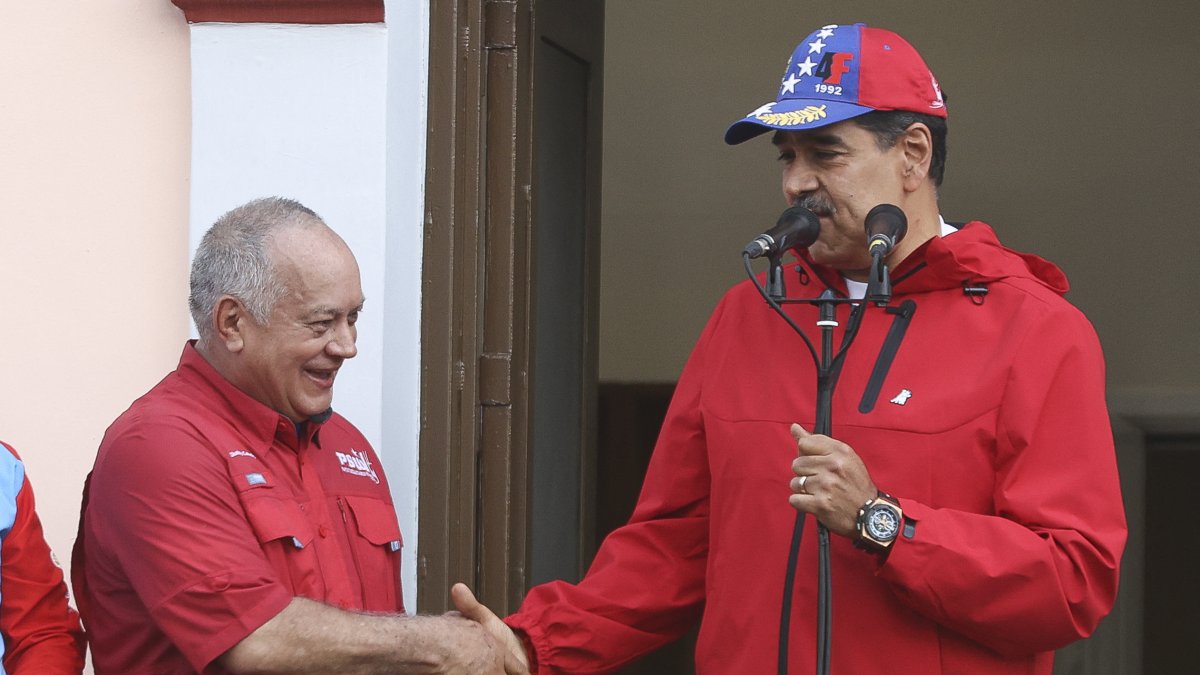 Diosdado Cabello y Nicolás Maduro