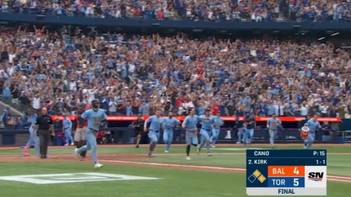 Los Azulejos de Toronto derrotaron a los Orioles de Baltimore.
