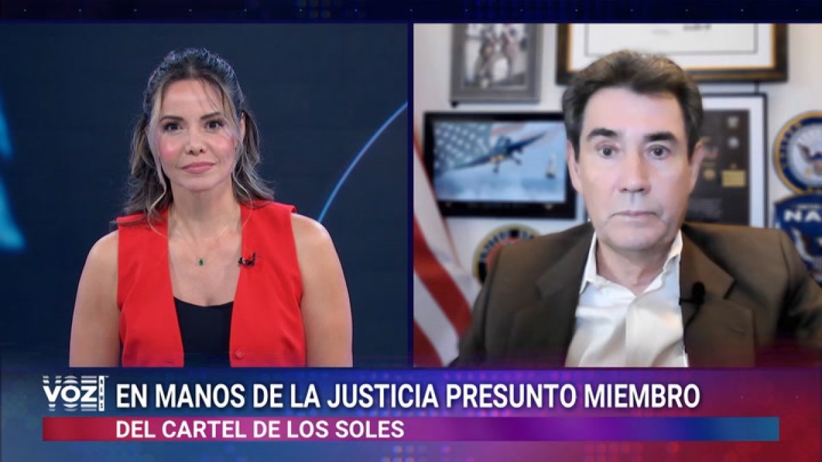 Karina Yapor and Luis Quiñónez on Voz News.