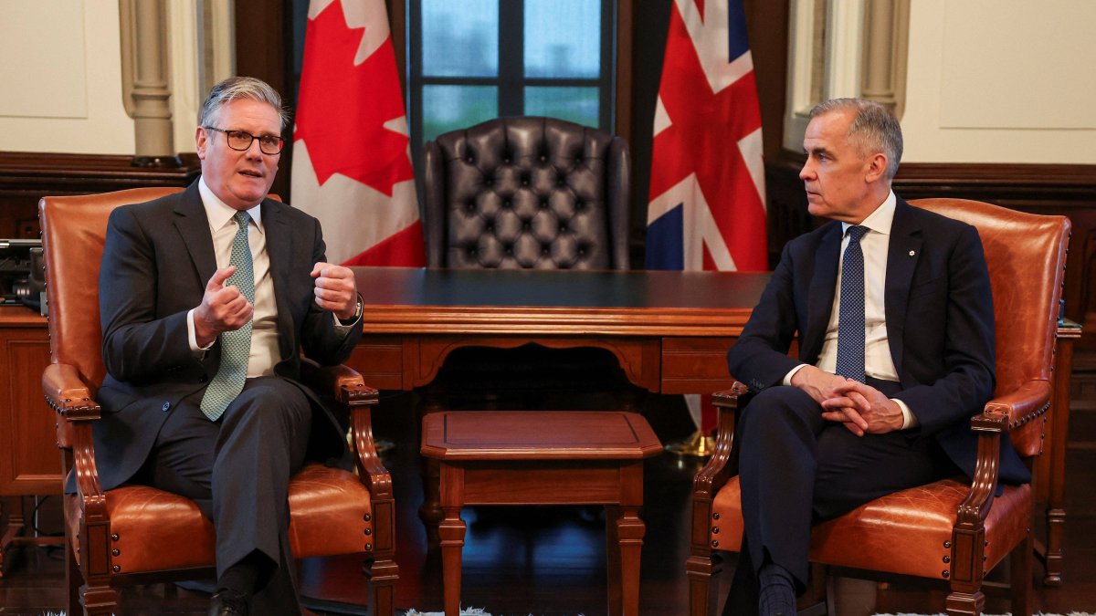 Prime Minister of Canada Mark Carney and Prime Minister Sir Keir Starmer
