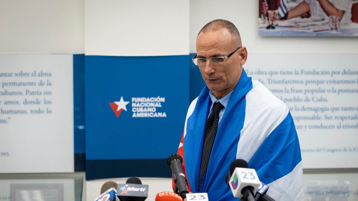 Dissident José Daniel Ferrer during a press conference in Miami, Florida.